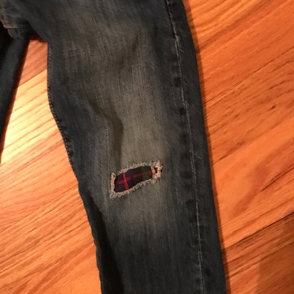 🎈Baby GAP Distressed Jeans - Picture 3 of 5